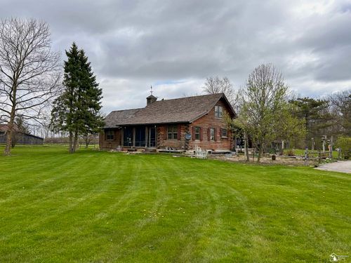 7860 Head O Lake Rd, Ottawa Lake, MI, 49267-8731 | Card Image