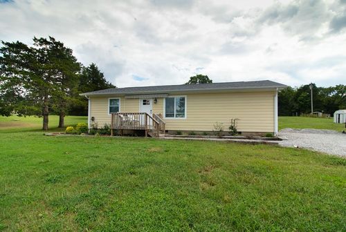 186 Meadowlark Ln, Jane, MO, 64856-8266 | Card Image