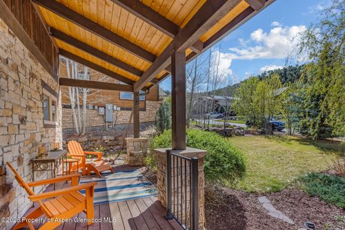 101 Cliffrose Way, Glenwood Springs, CO, 81601-6706 | Card Image