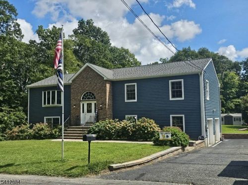 20 Oak St, HIGHLAND LAKES, NJ, 07422-1317 | Card Image