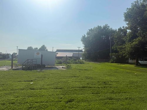201 Hall, Tama, IA, 52339 | Card Image