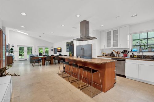 3730 Kumquat Ave, Miami, FL, 33133-5608 | Card Image