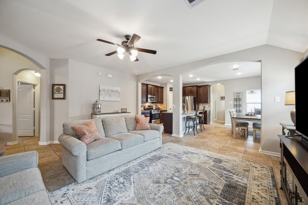 Brookwood Park Ln, Dickinson, TX 77539