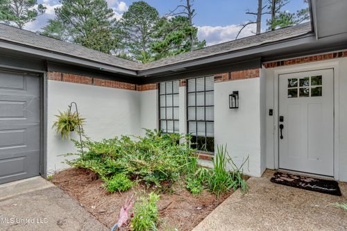 112 Plum Tree Rd, Brandon, MS, 39047-6618 | Card Image