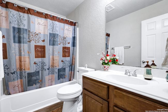 213 Wildcat Run, House other with 5 bedrooms, 4 bathrooms and null parking in Cibolo TX | Image 24