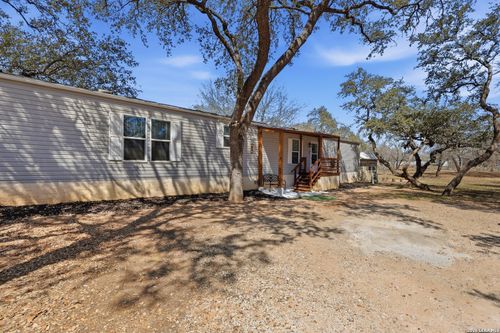 285 Brianna Ct, Von Ormy, TX, 78073-6202 | Card Image