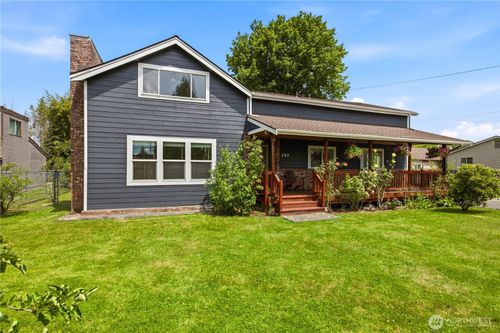137 Wayne Ave, Pacific, WA, 98047-1115 | Card Image