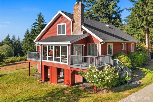 7206 Sw 248th St, Vashon, WA, 98070-8002 | Card Image