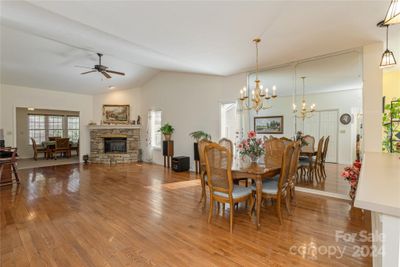 3 Country Meadows Lane, Condo with 2 bedrooms, 2 bathrooms and null parking in Hendersonville NC | Image 3