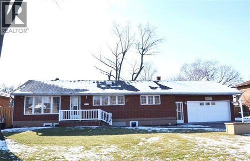 main-2627 Westminster, Windsor, ON, N8T1Y4 | Card Image