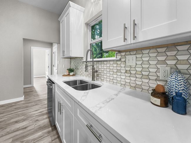 609 North Ave, House other with 3 bedrooms, 2 bathrooms and null parking in Whitesboro TX | Image 23