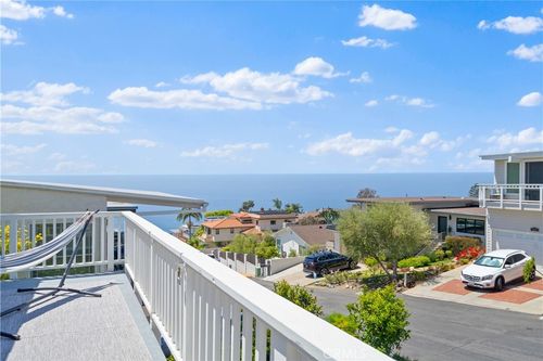 1044 Noria St, Laguna Beach, CA, 92651-3709 | Card Image