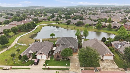9516 Lakeway Dr, Argyle, TX, 76226-4289 | Card Image