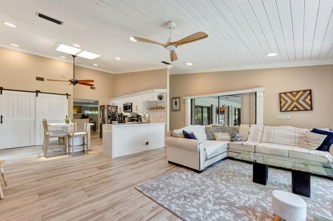 1988 Nw 112 Th Ave, House other with 4 bedrooms, 3 bathrooms and null parking in Coral Springs FL | Image 5