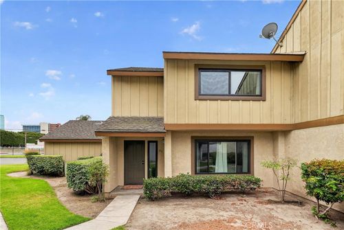 89-1311 W Cerritos Ave, Anaheim, CA, 92802-2262 | Card Image