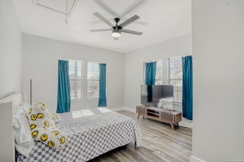 1403 Kentucky Ave, San Antonio, TX, 78201-5922 | Card Image