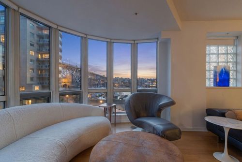 303-1501 Howe St, Vancouver, BC, V6Z2P8 | Card Image