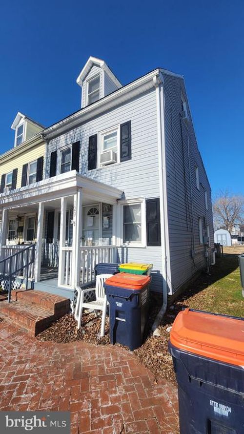 129 E Main St, MIDDLETOWN, DE, 19709-1446 | Card Image