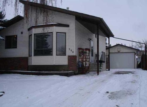 268 Deersaxon Circle Se, Home with 3 bedrooms, 2 bathrooms and 2 parking in Calgary AB | Card Image