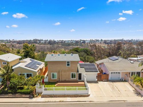 8519 Jade Coast Dr, San Diego, CA, 92126 | Card Image