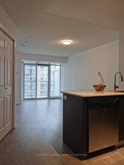1309-65 E Liberty St, Toronto, ON, M6K3R2 | Card Image