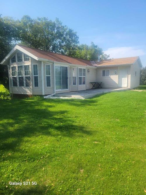 22 Main St, Ardley, AB, T0M0V0 | Card Image