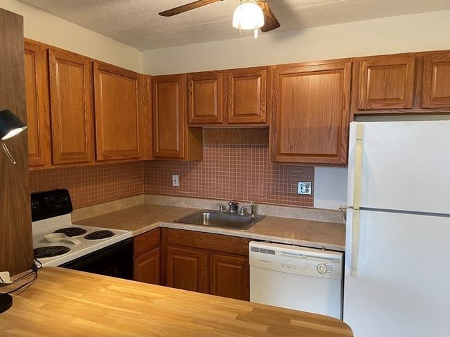 APT-522 - 200 Swanton St, Condo with 1 bedrooms, 1 bathrooms and 1 parking in Winchester MA | Image 6