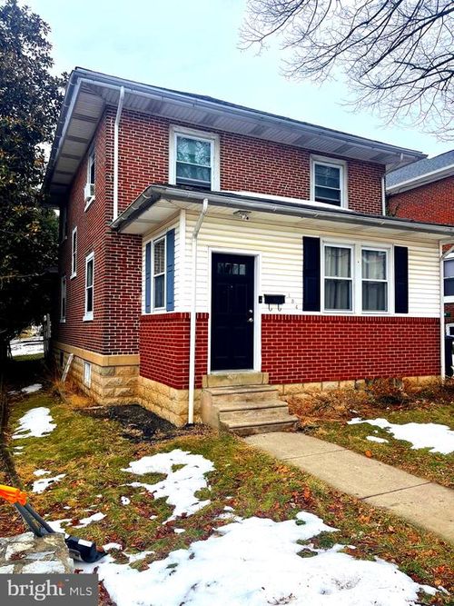 134 W 10th Ave, CONSHOHOCKEN, PA, 19428-1410 | Card Image