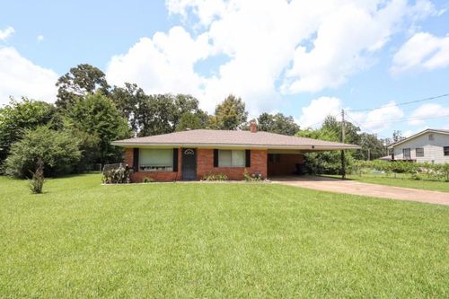 218 4th Ave, Houston, MS, 38851-1108 | Card Image