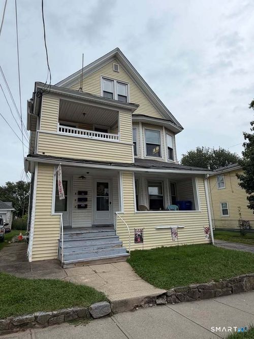 2nd-fl-264 Clover St, Stratford, CT, 06614-5217 | Card Image