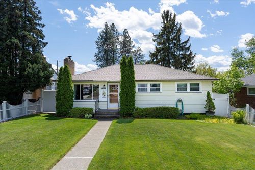 1411 W Glass Ave, Spokane, WA, 99205-2624 | Card Image