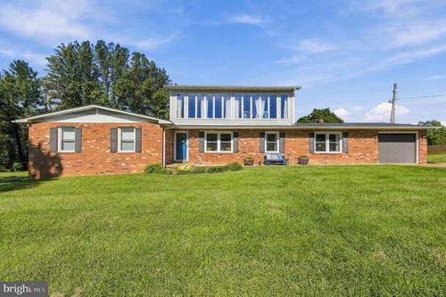 267 Aaron Mountain Rd, CASTLETON, VA, 22716-2825 | Card Image