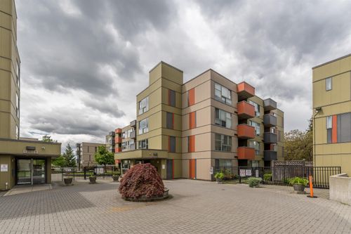 228-12085 228 St, Maple Ridge, BC, V2X6M2 | Card Image