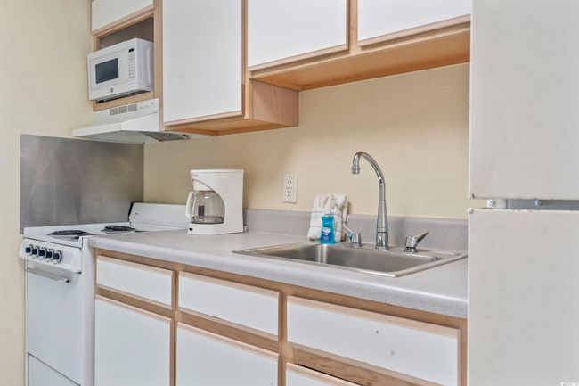 1430 - 2300 N Ocean Blvd, Condo with 1 bedrooms, 2 bathrooms and null parking in Myrtle Beach SC | Image 12