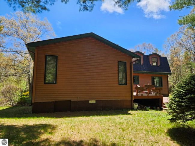 3767 N Us Highway 23, House other with 4 bedrooms, 3 bathrooms and null parking in Oscoda MI | Image 10