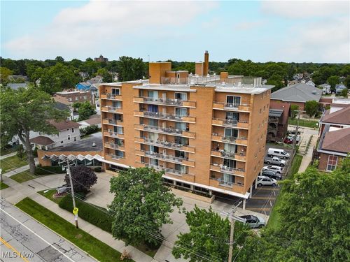 apt-313-1480 Warren Rd, Lakewood, OH, 44107-3926 | Card Image