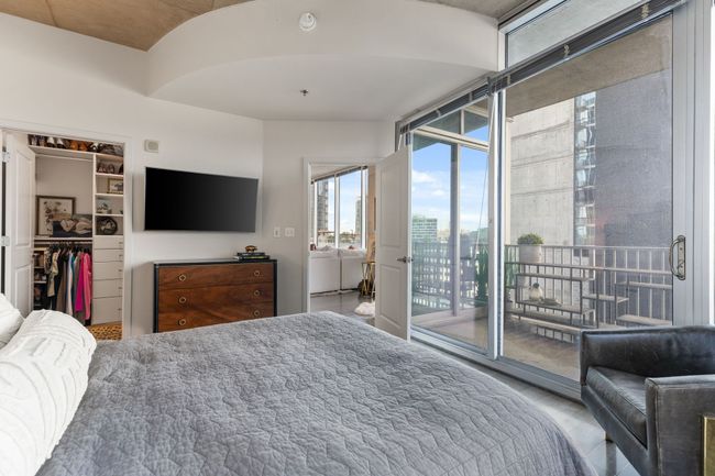 UNIT-914 - 301 Demonbreun St, Condo with 2 bedrooms, 2 bathrooms and 2 parking in Nashville TN | Image 17