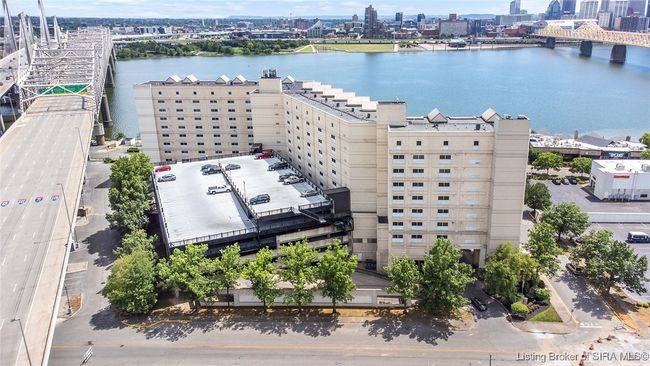 APT-908 - 1 Riverpointe Plz, Condo with 2 bedrooms, 2 bathrooms and null parking in Jeffersonville IN | Image 50