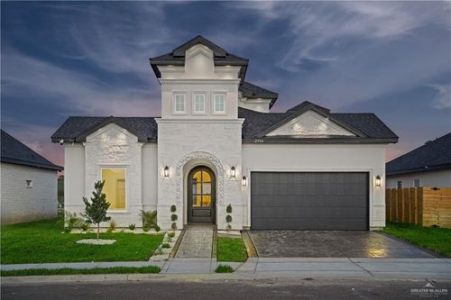 2304 N Piedra Ave, Edinburg, TX, 78542-8034 | Card Image
