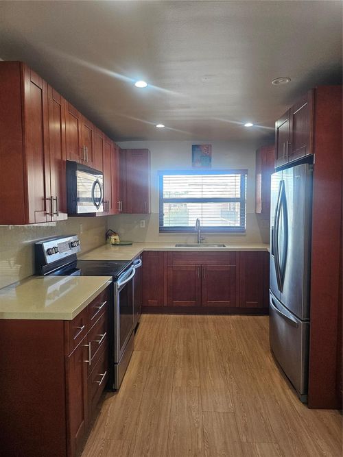 406-10433 Sunrise Lakes Blvd, Sunrise, FL, 33322-5947 | Card Image