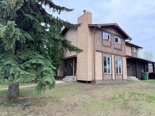 5701 31 St, Lloydminster, AB, T9V1W4 | Card Image