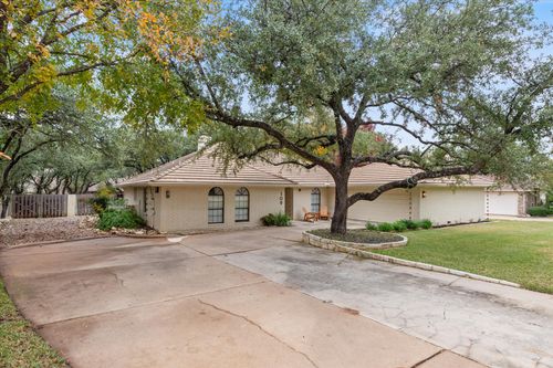 109 White Sands Dr, Lakeway, TX, 78734-4547 | Card Image