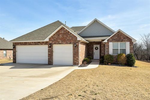 8930 Tall Oaks Drive, Guthrie, OK, 73044 | Card Image