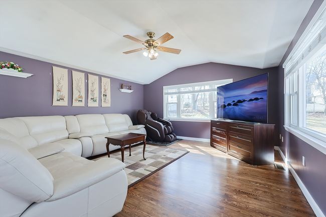 222 Evergreen Ave, House other with 5 bedrooms, 2 bathrooms and 6 parking in Braintree MA | Image 17