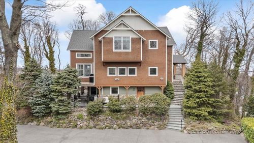 249 Little Neck Rd, Centerport, NY, 11721-1141 | Card Image