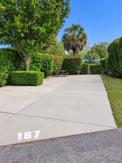 187-43 Jenkins Island Rd, Hilton Head Island, SC, 29926-1217 | Card Image
