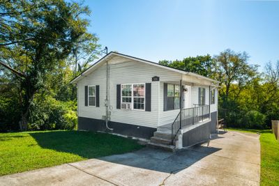 516 Yokley Dr, House other with 4 bedrooms, 3 bathrooms and 1 parking in NASHVILLE TN | Image 1