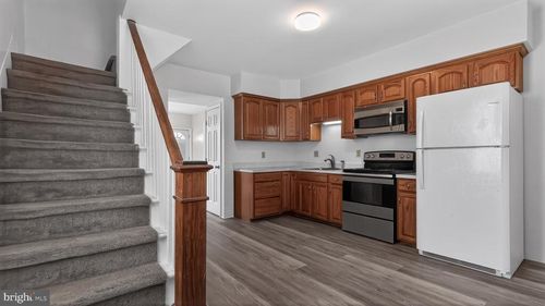 334 S Railroad St, PALMYRA, PA, 17078-2448 | Card Image