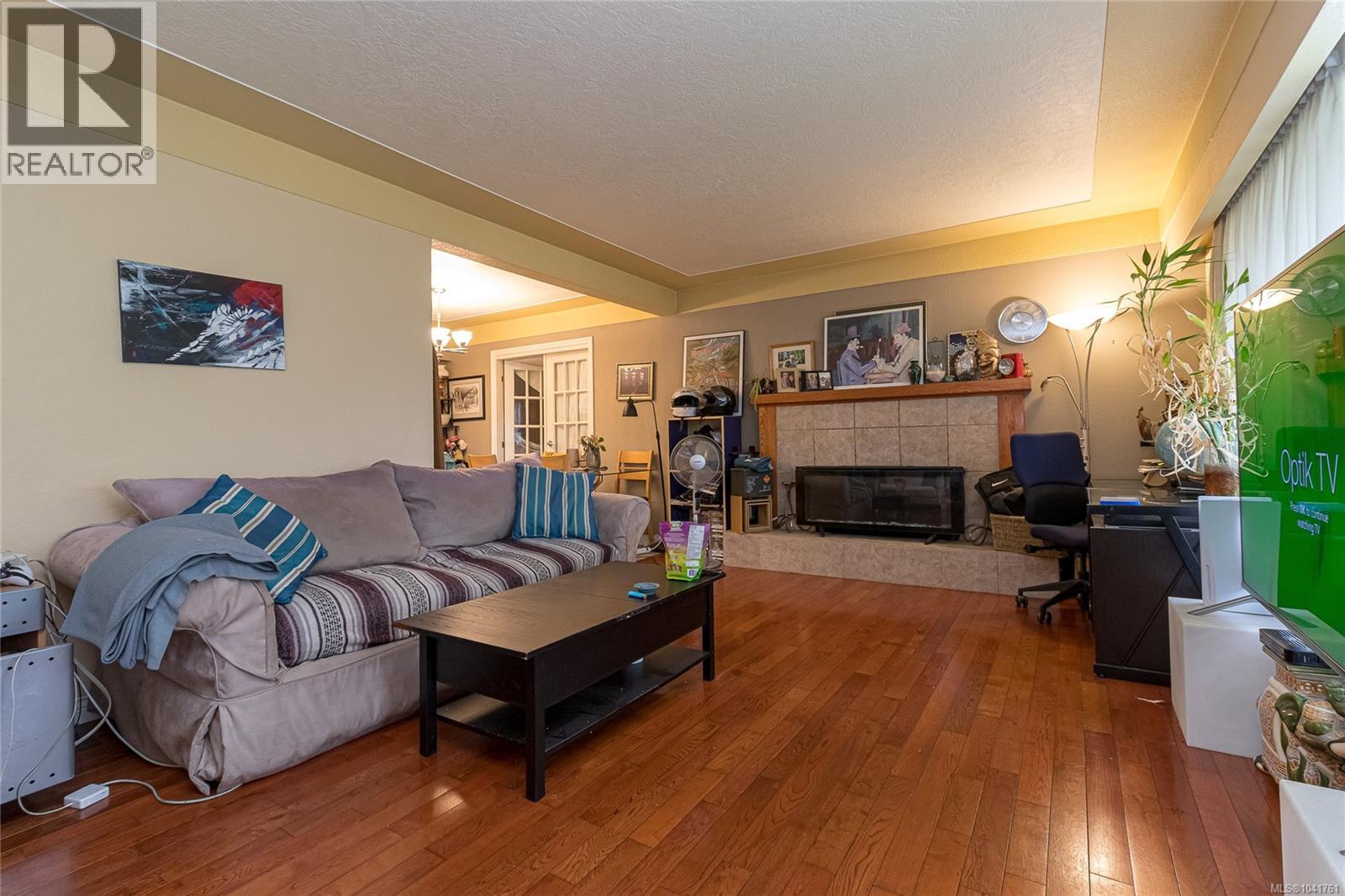 Residential in Saanich 4