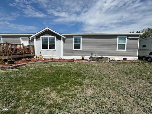 60 Spring Creek Rd, Plentywood, MT, 59254-7524 | Card Image